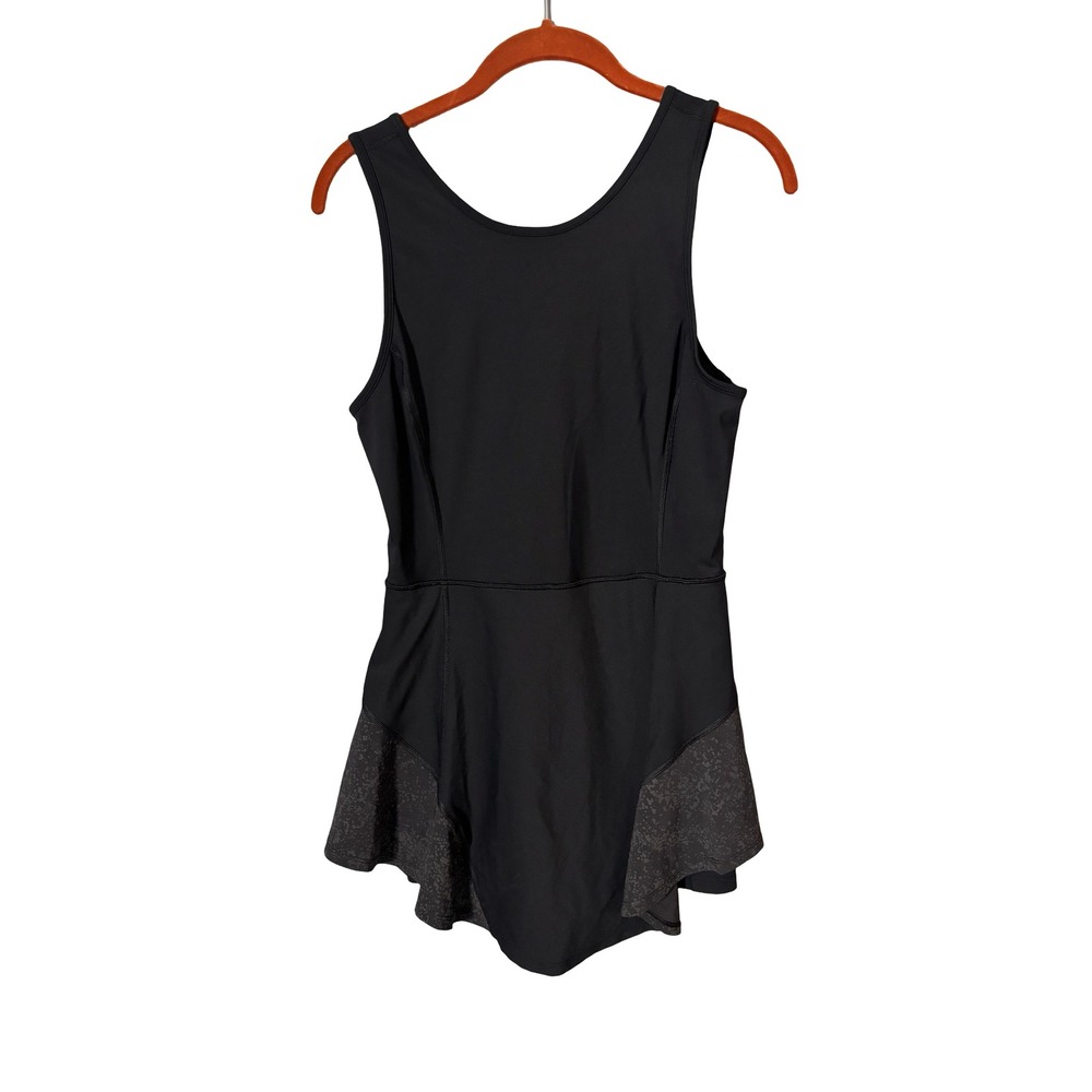 Lululemon Tennis Golf Dress Size 8 Black Splatter Print Built-in Shorts